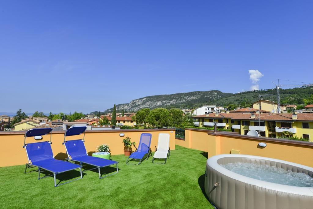 Готель La Terrazza Sul Гарда Екстер'єр фото